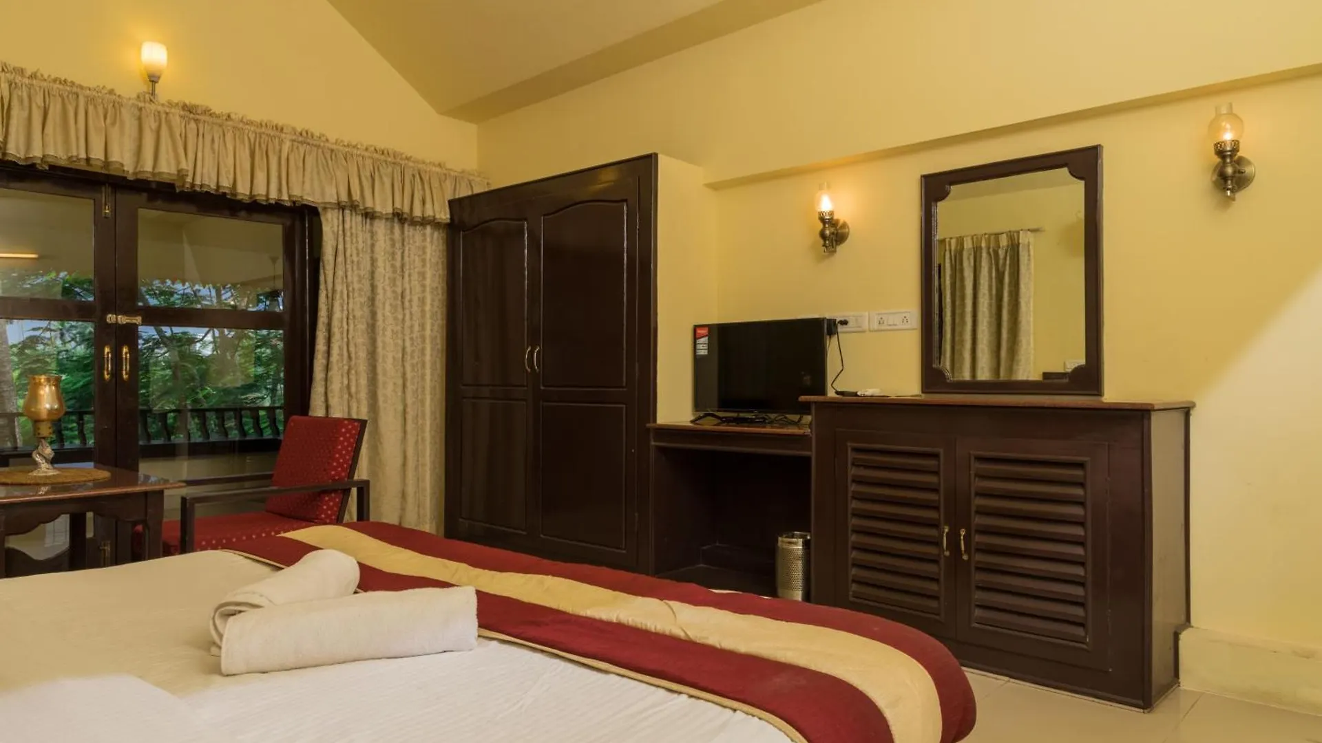 Wintergreen Water Front Resort Tripunithura